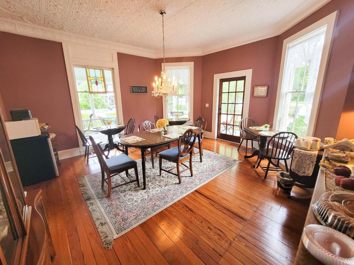 Camellia Rose Inn- King Room Southern Charm Gainesville Zewnętrze zdjęcie